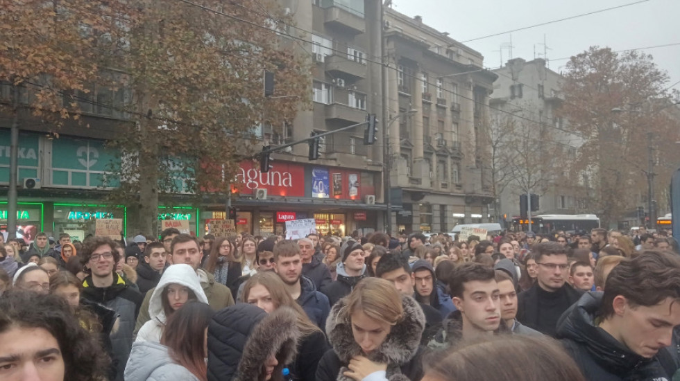 Studenti Medicinskog i Stomatološkog fakulteta u Beogradu stupili u blokadu