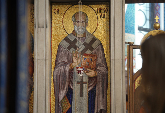 Sveti Nikola - zaštitnik putnika, moreplovaca i dece: Pola Srbije slavi, pola ide u goste