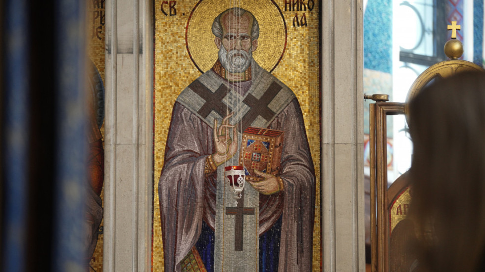 Sveti Nikola - zaštitnik putnika, moreplovaca i dece: Pola Srbije slavi, pola ide u goste