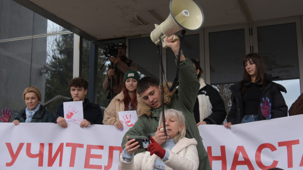 (VIDEO) Antić (Forum srednjih škola): Novi zahtev je smena ministarke, idemo na ulice 20. januara ako ne bude rešenja