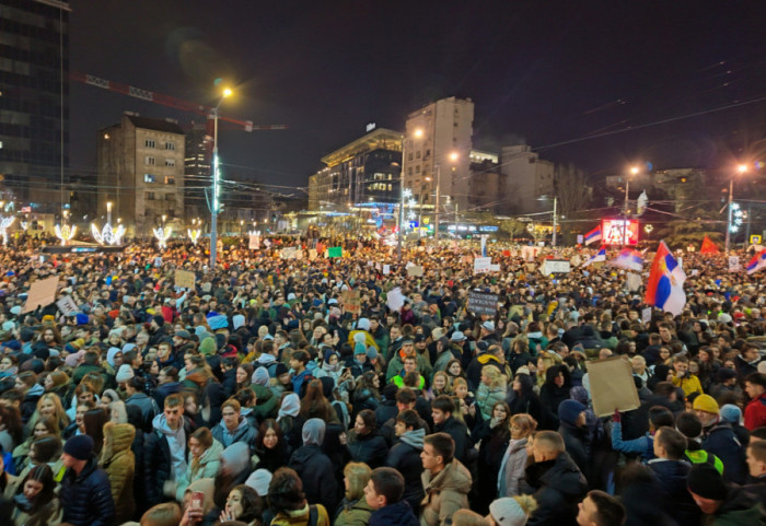 Arhiv javnih skupova: Na protestu na Slaviji se okupilo između 100.000 i 102.000 ljudi