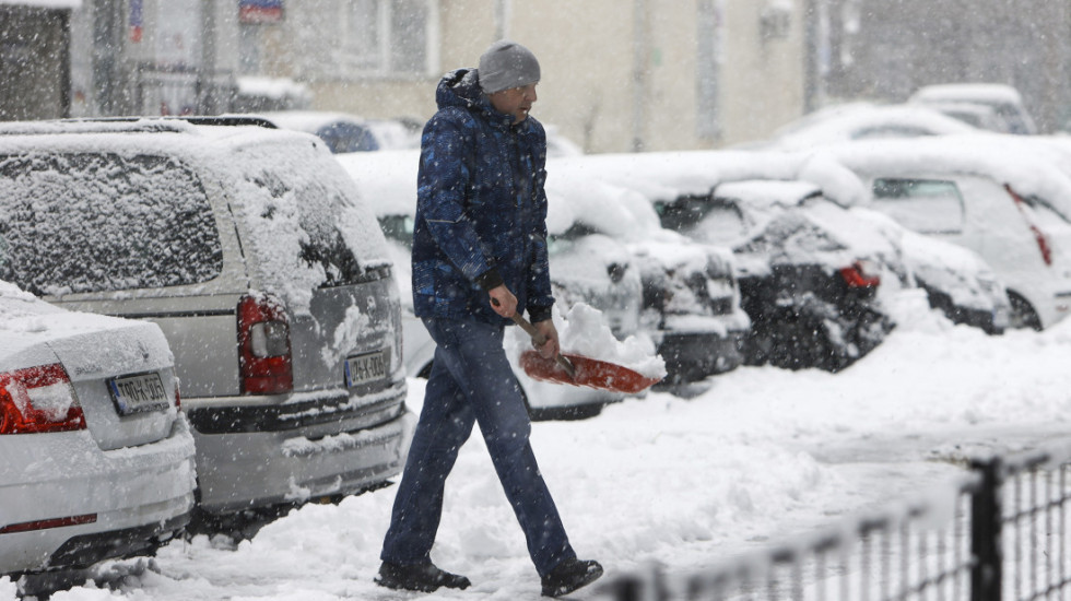 Oblačno sa snegom, uz povećanje snežnog prekrivača: Temperatura od minus dva do tri stepena