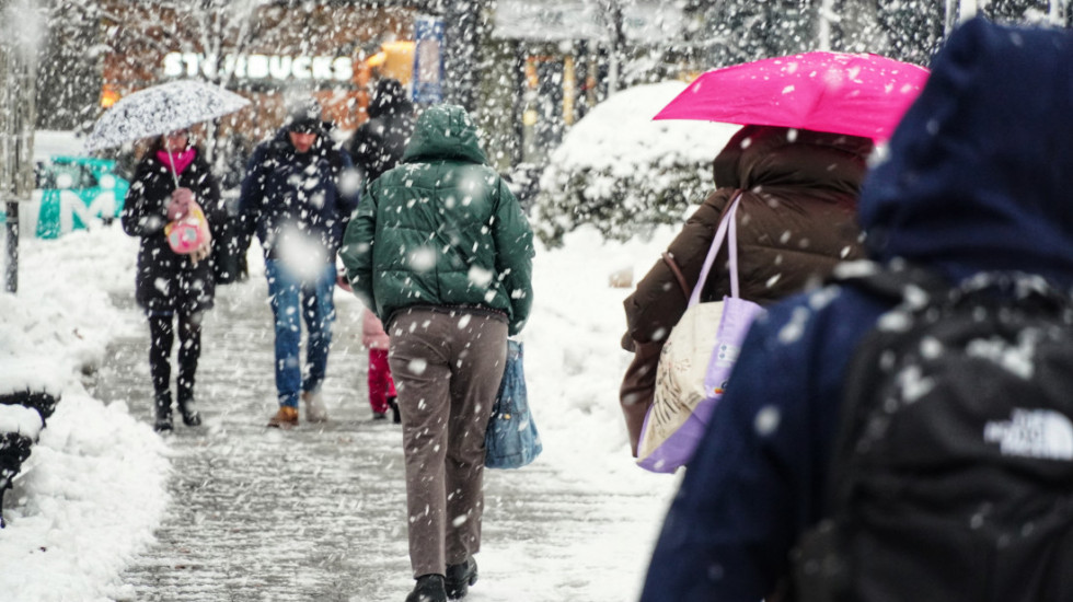 Povećanje visine snežnog pokrivača na zapadu i jugu, na severu delimično razvedravanje: Temperatura do šest stepeni