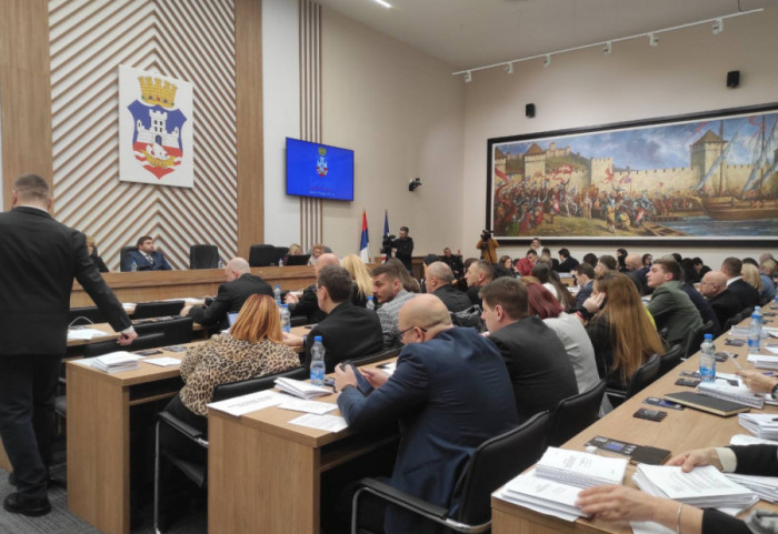 (VIDEO) Sednica Skupštine grada Beograda: Na dnevnom redu 39 tačaka, većina se odnosi na planove detaljne regulacije