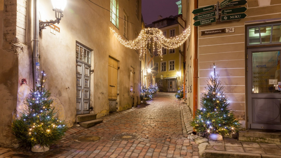 Lampice za jelku prvi put zasijale krajem 19. veka, pronalazač desna ruka Tomasa Edisona