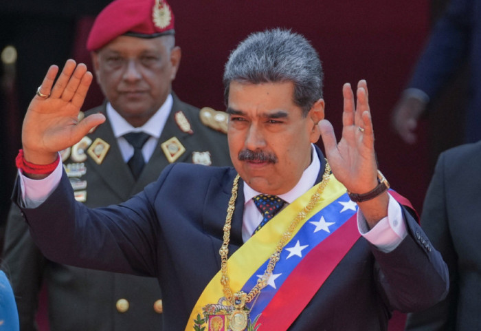 (VIDEO) Maduro pevao "Imagine" Džona Lenona usred jačanja američkog vojnog pritiska