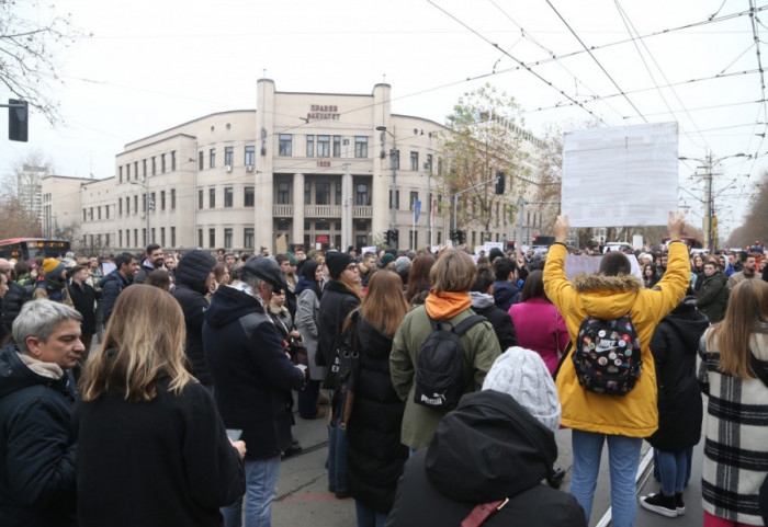 NPS: Hitno pronaći i procesuirati odgovorne za napad na studente Pravnog fakulteta