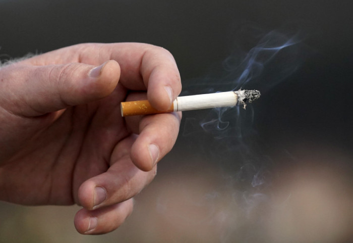 "Generacije bez nikotina": EU planira da zabrani elektronske i filter cigarete