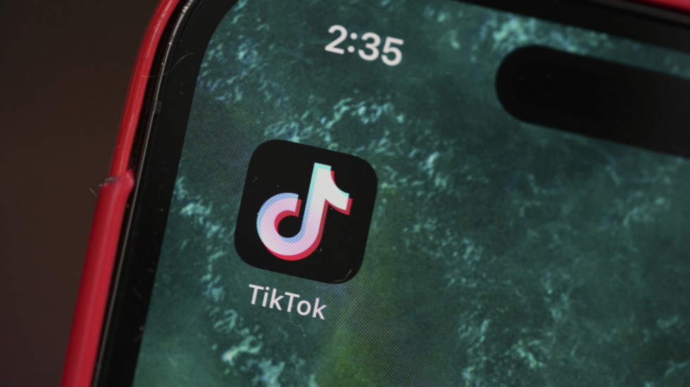 Roditelji četvoro tinejdžera iz Velike Britanije tužili TikTok zbog smrti dece: Krive "izazov" na društvenoj mreži