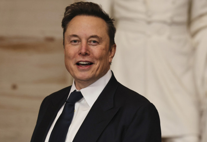 Novi ugovor za ostanak Ilona Maska na čelu firme: Tesla nudi 29 milijardi dolara najbogatijem čoveku na svetu