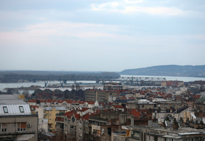 U sudaru na Pančevačkom mostu dve osobe povređene