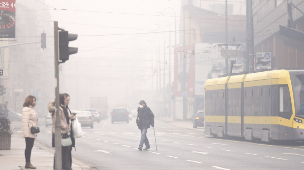 (FOTO) "Izbegavati sve aktivnosti na otvorenom": Zavod za javno zdravstvo povodom "uzbune" zbog zagađenja u Sarajevu