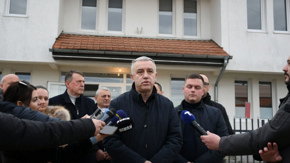 (FOTO/VIDEO) Elek u Goraždevcu: Glasanje za Srpsku listu - glas za svakog Srbina koji želi da ostane na KiM