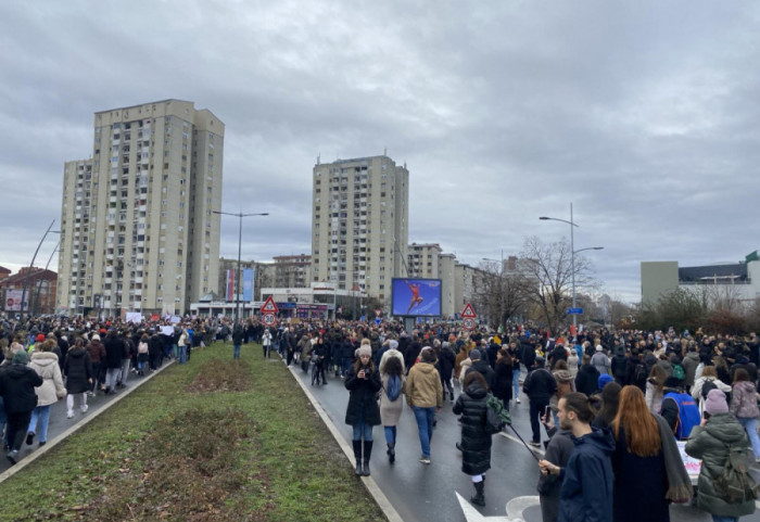 (FOTO) Studenti idu peške u Novi Sad: Objavljene satnica i trasa šetnje "starim putem"