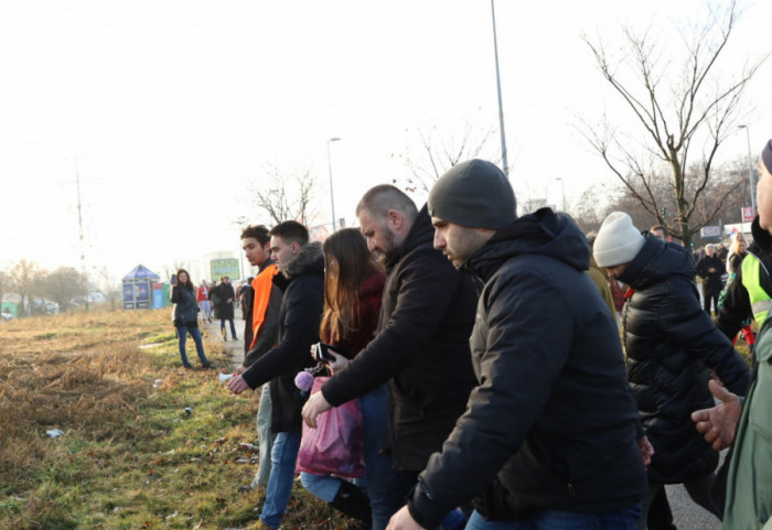 Poljoprivredni fakultet: Naša studentkinja pretrpela povrede glave, osuđujemo bezuman čin nasilja na protestu