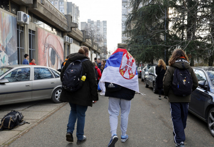 "Sremci solidarno": U Sremskoj Mitrovici održan protest građana i studenata koji su pešice došli iz Rume