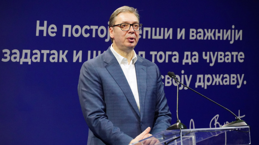 Vučić: Neću dozvoliti ni prelaznu, ni ekspertsku vladu, pozivam sve profesore univerziteta na razgovor