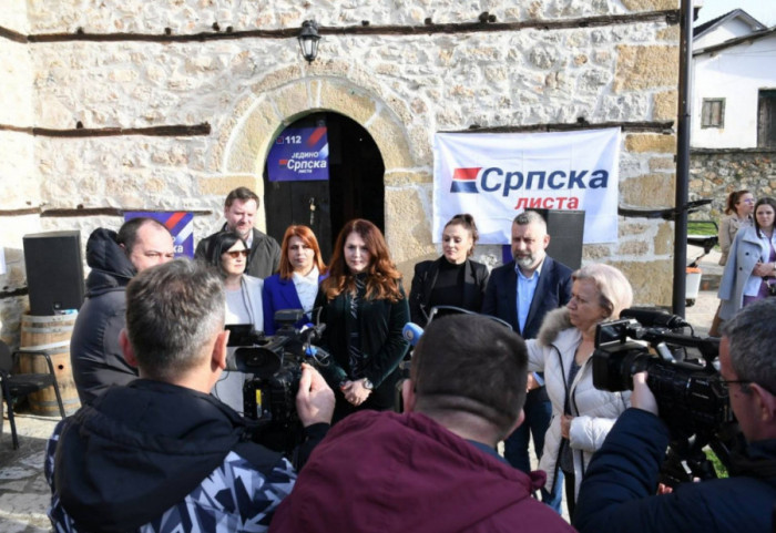 (FOTO) Srpska lista posetila Orahovac i Veliku Hoču: Drugu državu osim Srbije nemamo, pokažimo jedinstvo