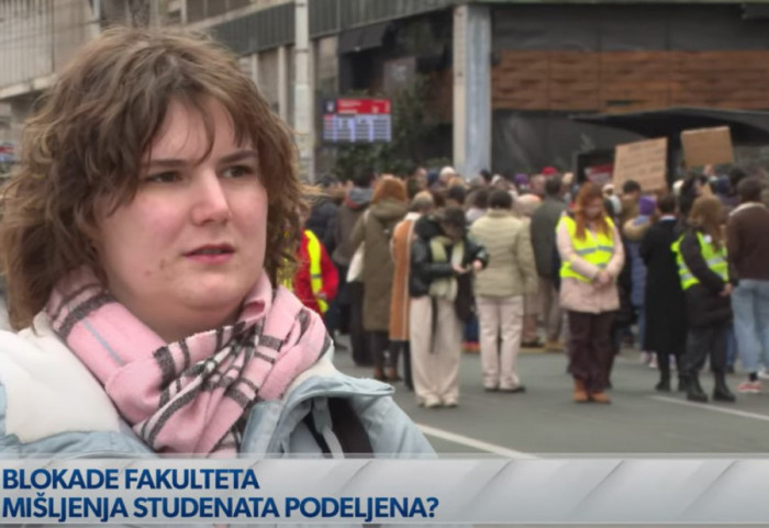 (VIDEO) Podeljena mišljenja studenata o blokadi: Jedni poručuju da ostaju u protestu, drugi izneli svoje zahteve