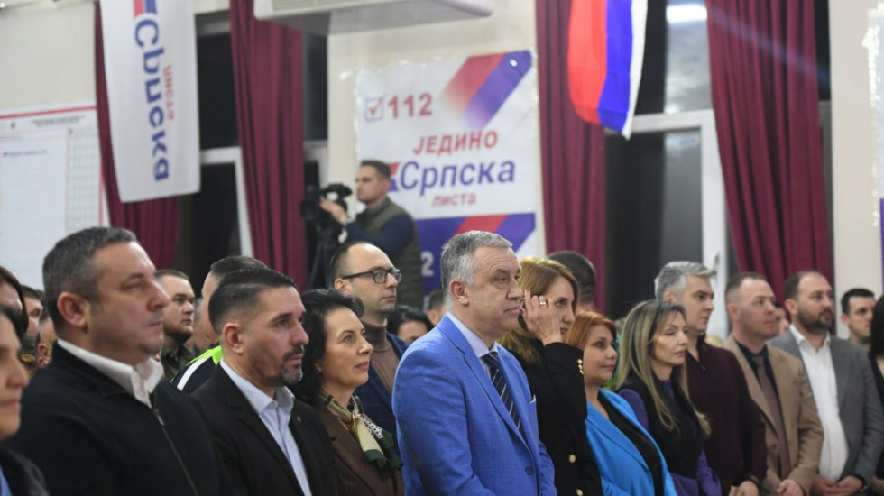 (FOTO/VIDEO) Miting Srpske liste održan u Donjoj Gušterici: "Šaljemo poruku sabornosti, važnosti sloge i jedinstva"