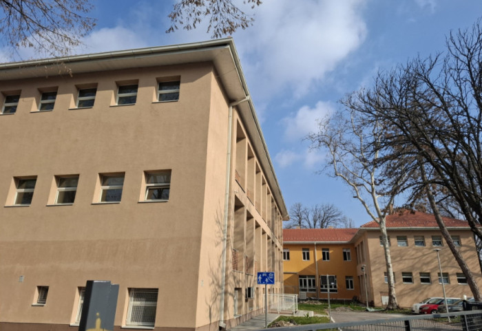 Roditelji učenika Devete beogradske gimnazije podneli krivičnu prijavu protiv direktorke te škole