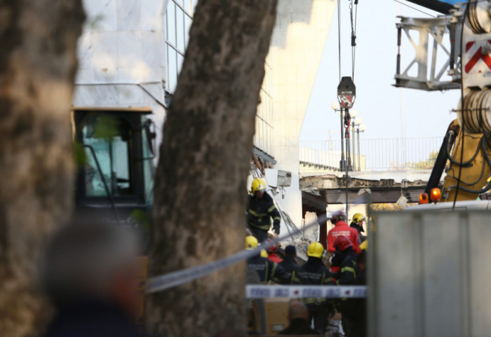 Podignuta optužnica protiv Vesića i još 12 osoba zbog tragedije na železničkoj stanici u Novom Sadu