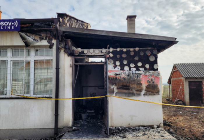 Požar u Osnovnoj školi "Vuk Karadžić" kod Kosovog Polja, izgorela kotlarnica i deo krova