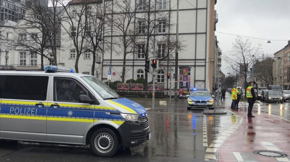 Dečak (12) izboden nožem u berlinskoj školi, napao ga drug iz odeljenja