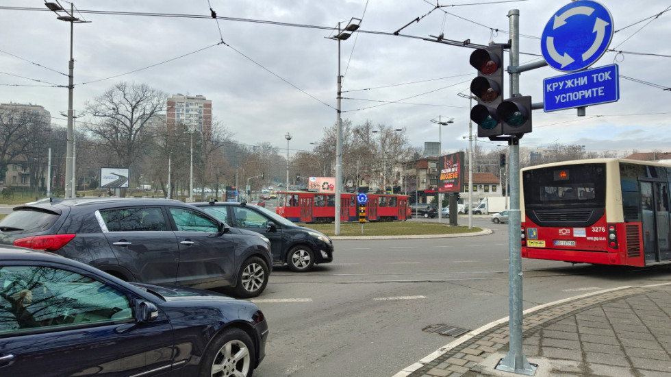 Sindikat "Centar - GSP" traži izmenu režima rada semafora na Autokomandi: Hitno vratiti prioritet tramvajima