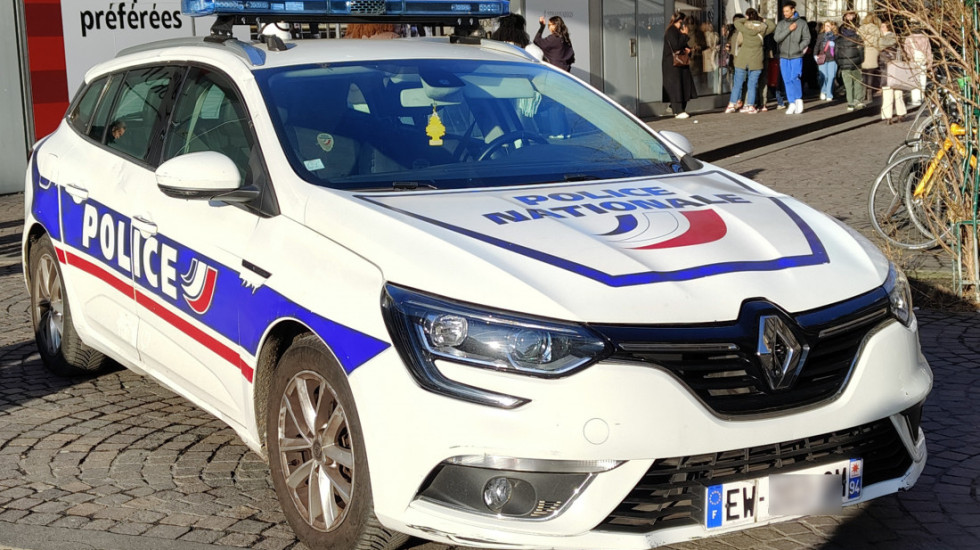 Vozač (35) udario pešake i bicikliste u Francuskoj: Povređeno devet osoba, pokrenuta istraga za pokušaj ubistva