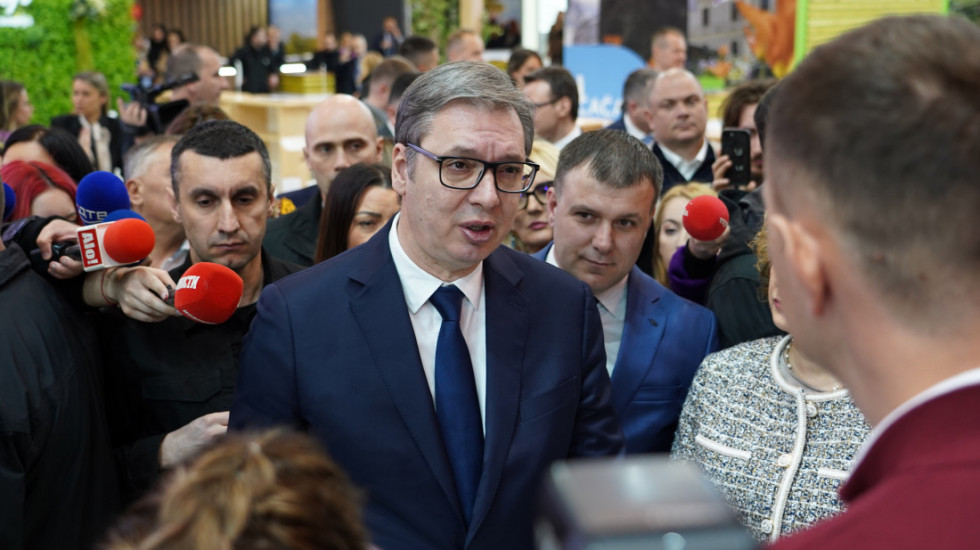 Vučić: Rektori zadovoljni razgovorima, ne smeju da kažu zbog plenuma