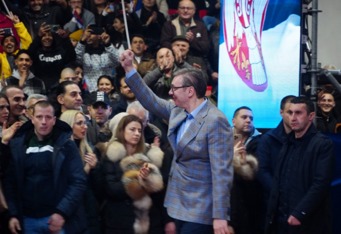 (FOTO) Vučić u poseti Borskom i Zaječarskom okrugu: Za šest meseci krećemo u izgradnju fabrike namenske industrije