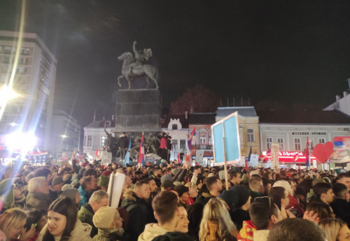 (FOTO/VIDEO) Protest u Nišu: Čitanjem "Studentskog edikta" počeo glavni program