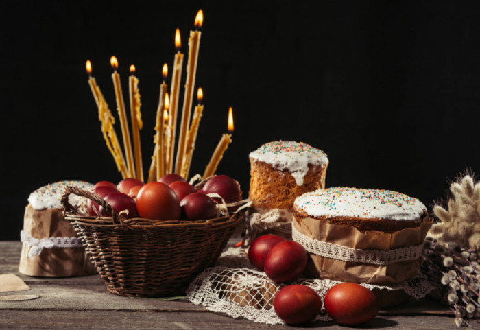 Zašto se za Vaskrs farbaju jaja i što prvo mora obavezno da bude crvene boje