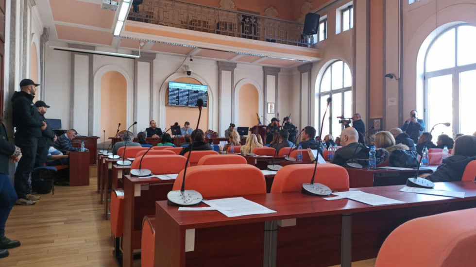 Najstariji kandidat ima 82, najmlađi 18 godina: Objavljena zbirna izborna lista za skupštinske odbornike Zaječara