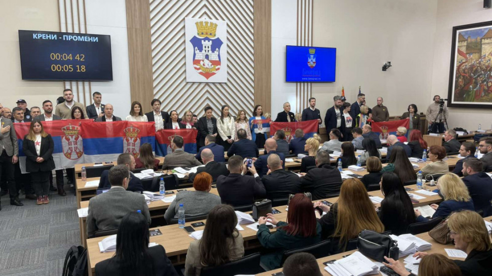 Šapić o incidentu na sednici: Skrnavljenje himne i zastave u Skupštini grada nezapamćen događaj u srpskom društvu