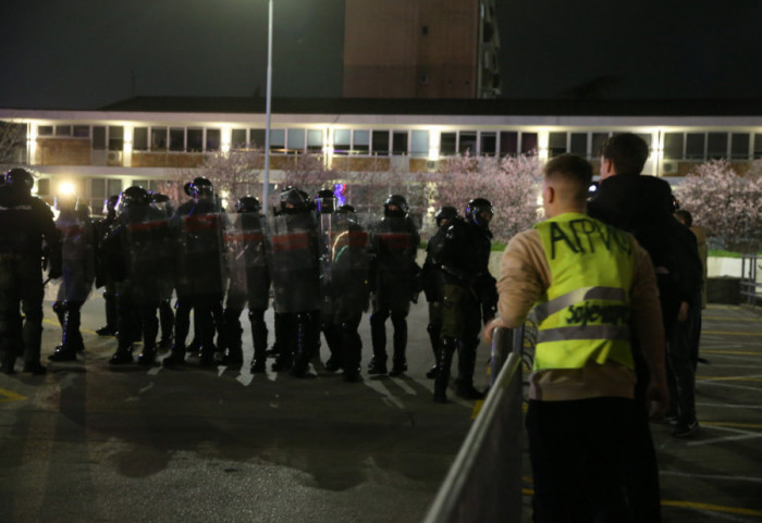 Rasprava u Odboru za kontrolu službi bezbednosti: Da li u subotu na protestu u Beogradu može doći do nasilja?