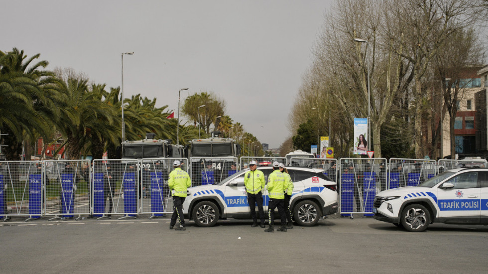 Akcija u Turskoj: Uhapšeno više od 1.000 ljudi u bezbednosnoj operaciji u Istanbulu
