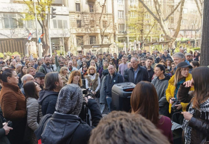 Newsmax Balkans istražuje: Da li su zborovi za građane isto što i plenumi za studente i mogu li doneti promene u društvu