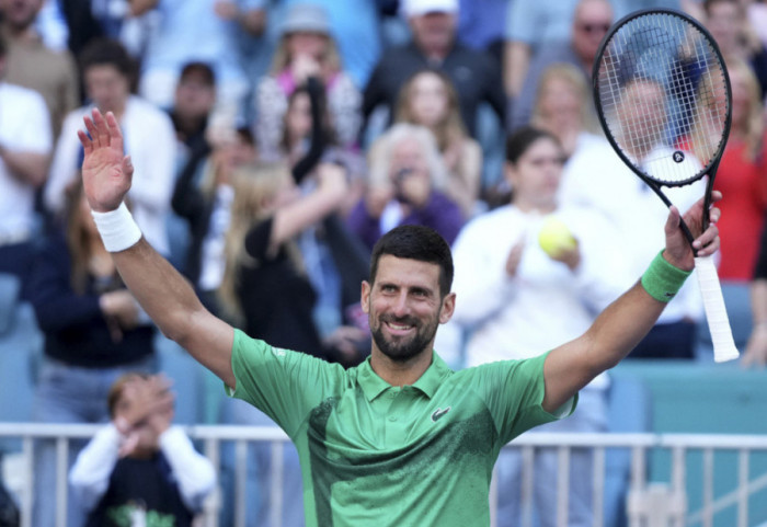 Novak Đoković otvorio novi teniski teren na Novom Beogradu