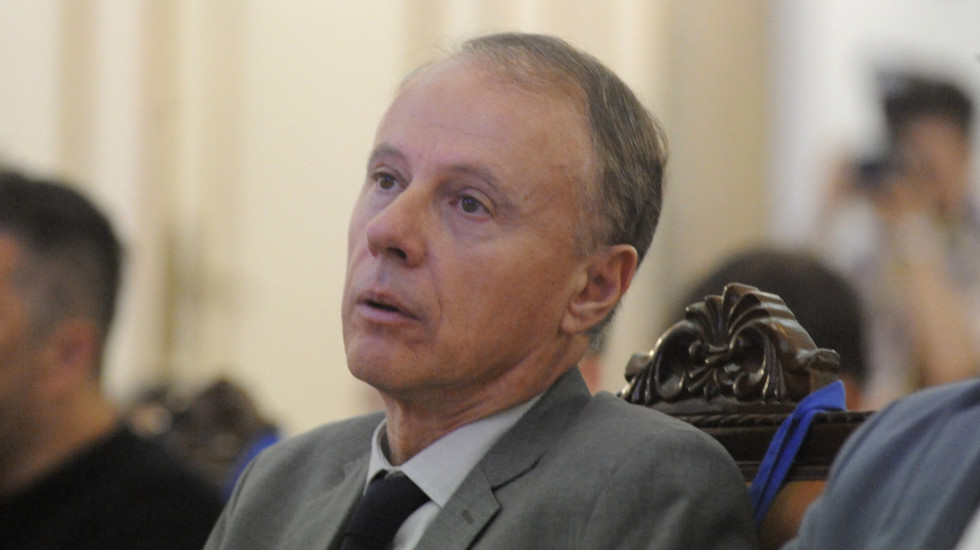 Rektor Đokić u otvorenom pismu premijeru Macutu zatražio da se odloži primena SPIRI