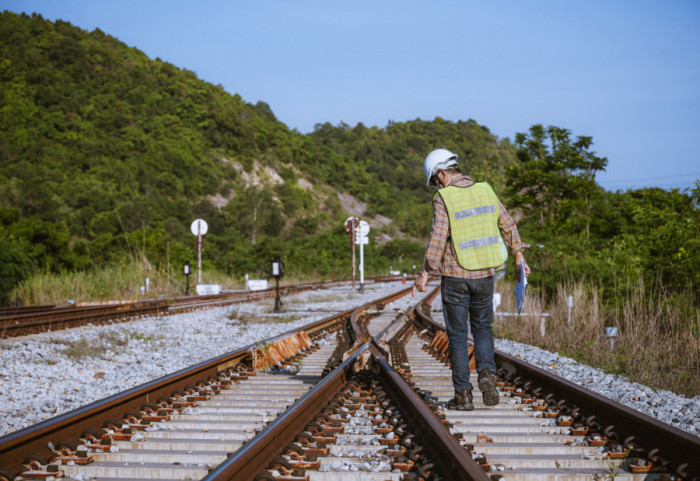 Mađarski ministar građevinarstva: Teretni saobraćaj na pruzi Budimpešta-Beograd od 27. februara