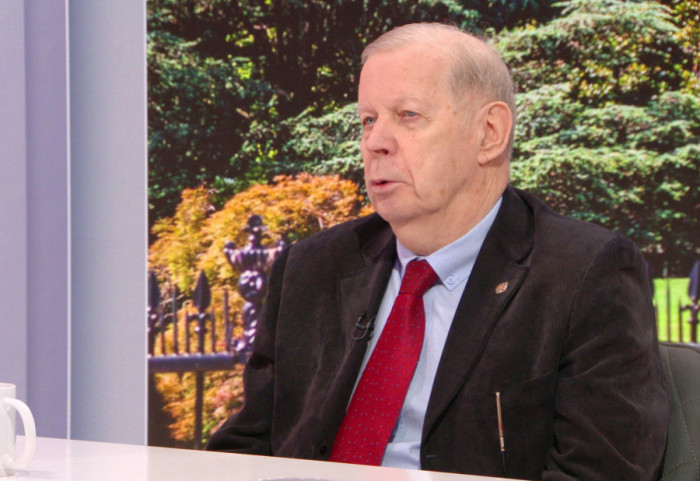 Zoran Milivojević gost Sinteze u 21 sat