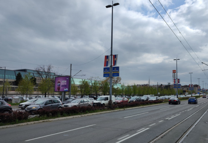 AMSS: Vožnju otežavaju pljuskovi, mokri kolovozi i smanjena vidljivost