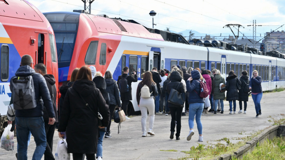 Srbijavoz: Postepeno se uspostavlja redovan saobraćaj vozova za prevoz putnika