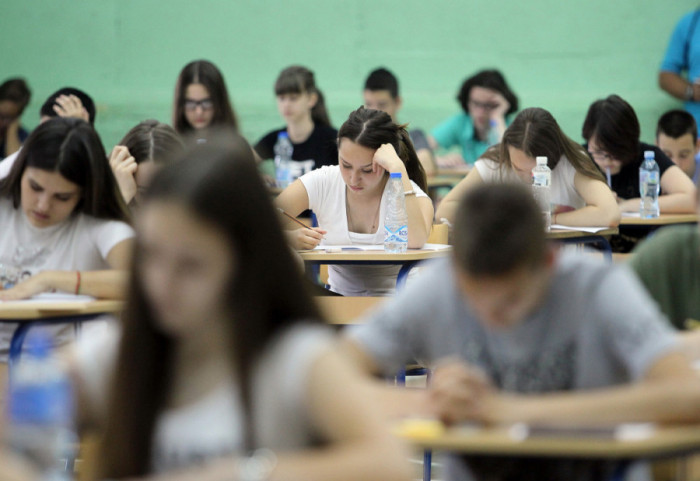 Prijemni ispit za srednje škole 23, 24. i 25. juna, upis 7. i 8. jula