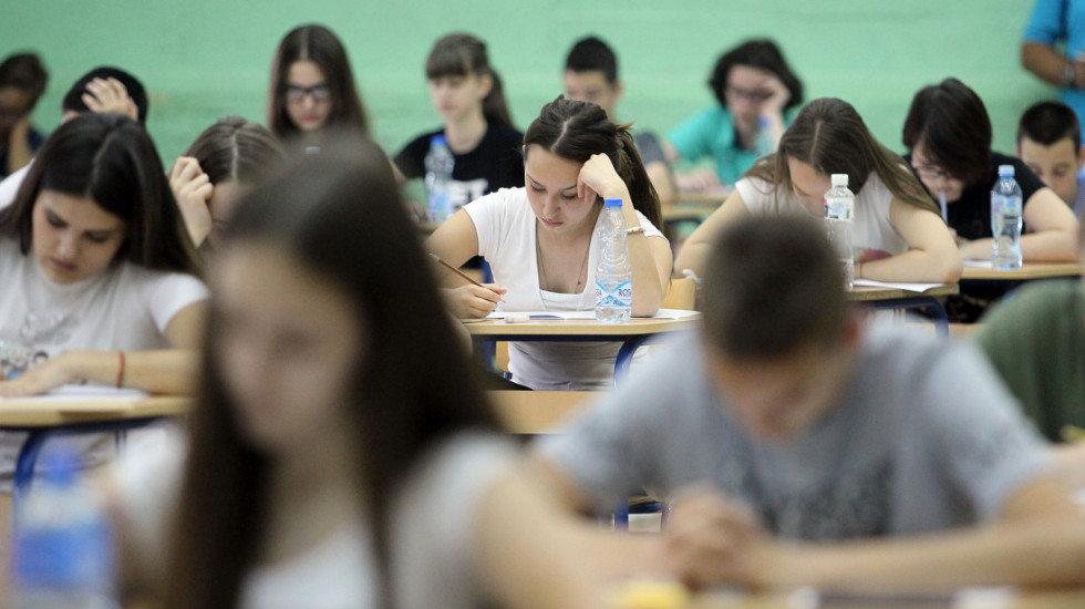 Prijemni ispit za srednje škole 23, 24. i 25. juna, upis 7. i 8. jula