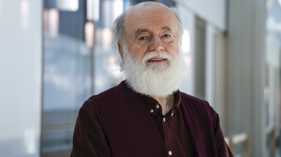 Karikaturista Jugoslav Vlahović gost Sinteze u 21 sat