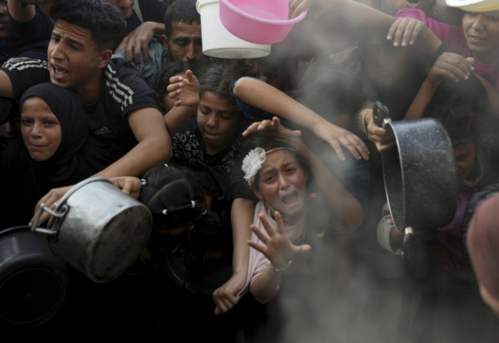 UNRWA: Dostavljanje pomoći Gazi vazdušnim putem je najneefikasniji način
