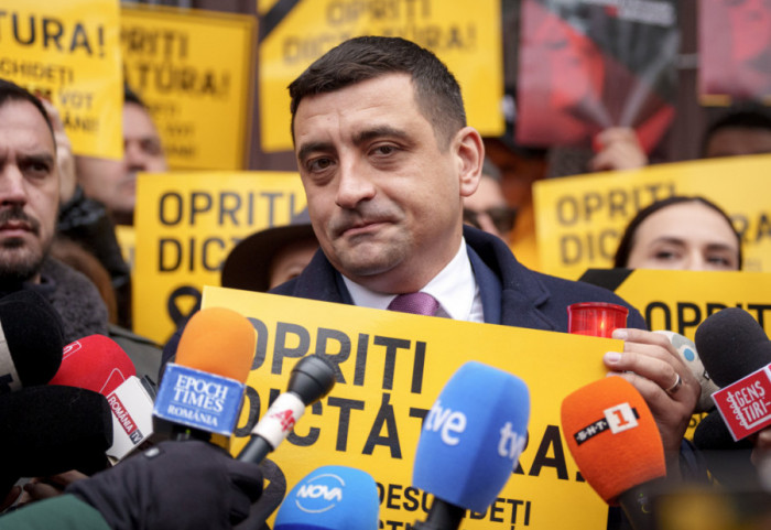 Predsednički izbori u Rumuniji - drugi put za pet meseci: Favorit ponovo proruski desničarski ekstremista